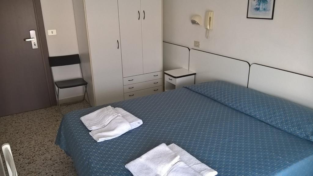 Hotel Villa Domiziana 里米尼 外观 照片